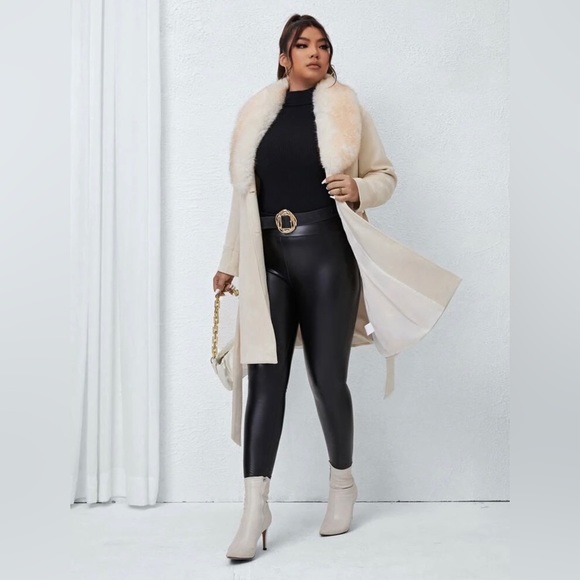 FAUX FUR COLLARED COAT - Picture 3 of 7